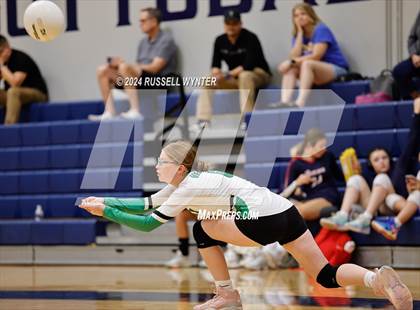 Thumbnail 1 in Tempe Prep vs. Miami photogallery.