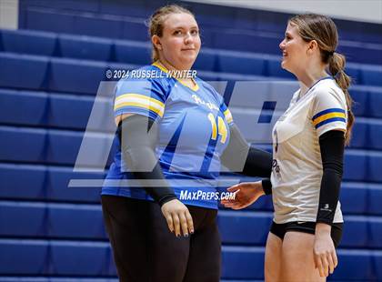 Thumbnail 1 in Tempe Prep vs. Miami photogallery.