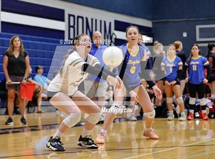 Thumbnail 1 in Tempe Prep vs. Miami photogallery.