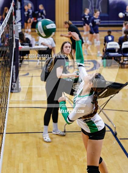 Thumbnail 1 in Tempe Prep vs. Miami photogallery.