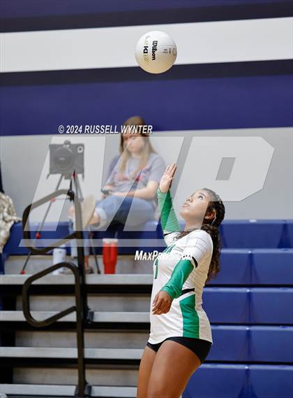 Thumbnail 1 in Tempe Prep vs. Miami photogallery.
