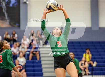 Thumbnail 3 in College Park vs The Woodlands photogallery.