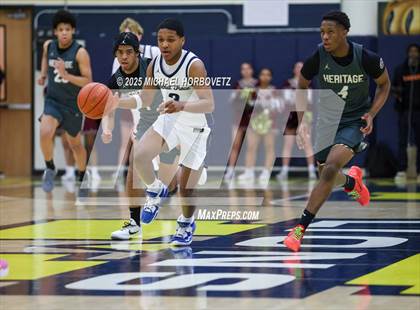 Thumbnail 1 in Heritage vs. Walnut Grove (UIL 5A D1 Area) photogallery.