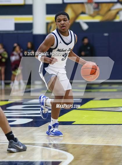 Thumbnail 3 in Heritage vs. Walnut Grove (UIL 5A D1 Area) photogallery.