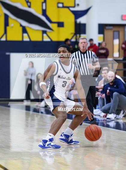 Thumbnail 1 in Heritage vs. Walnut Grove (UIL 5A D1 Area) photogallery.