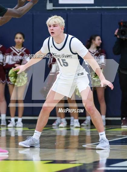 Thumbnail 1 in Heritage vs. Walnut Grove (UIL 5A D1 Area) photogallery.