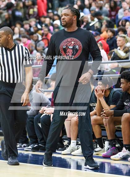 Thumbnail 3 in Heritage vs. Walnut Grove (UIL 5A D1 Area) photogallery.