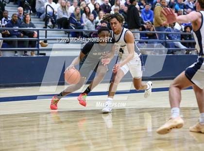 Thumbnail 2 in Heritage vs. Walnut Grove (UIL 5A D1 Area) photogallery.