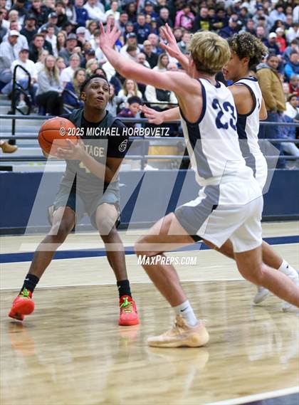 Thumbnail 1 in Heritage vs. Walnut Grove (UIL 5A D1 Area) photogallery.