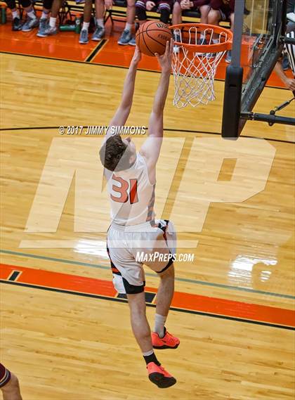 Thumbnail 3 in DeSmet Jesuit @ Edwardsville photogallery.