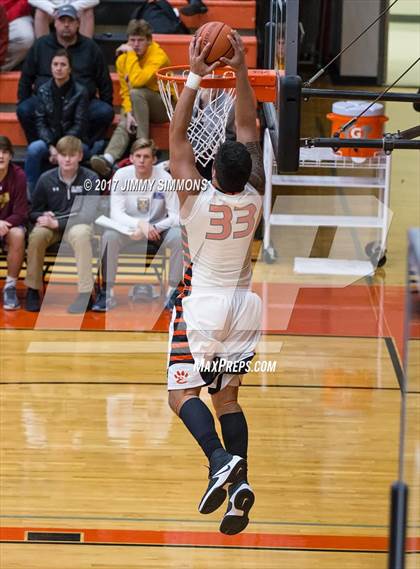 Thumbnail 3 in DeSmet Jesuit @ Edwardsville photogallery.
