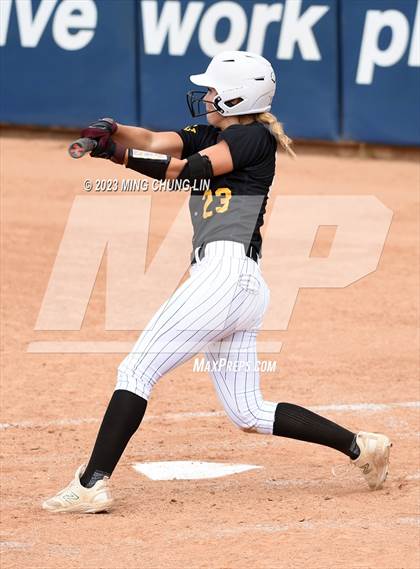 Thumbnail 3 in Santiago vs. Capistrano Valley (CIF SS D3 Final) photogallery.
