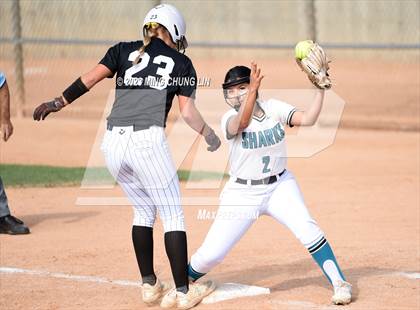Thumbnail 2 in Santiago vs. Capistrano Valley (CIF SS D3 Final) photogallery.