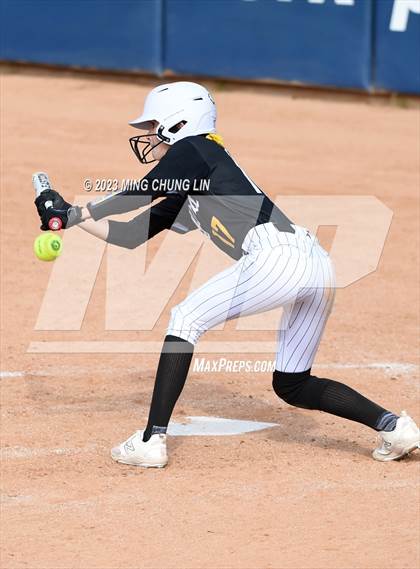 Thumbnail 1 in Santiago vs. Capistrano Valley (CIF SS D3 Final) photogallery.