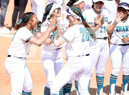 Thumbnail 1 in Santiago vs. Capistrano Valley (CIF SS D3 Final) photogallery.
