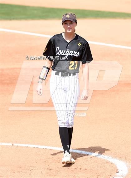 Thumbnail 3 in Santiago vs. Capistrano Valley (CIF SS D3 Final) photogallery.