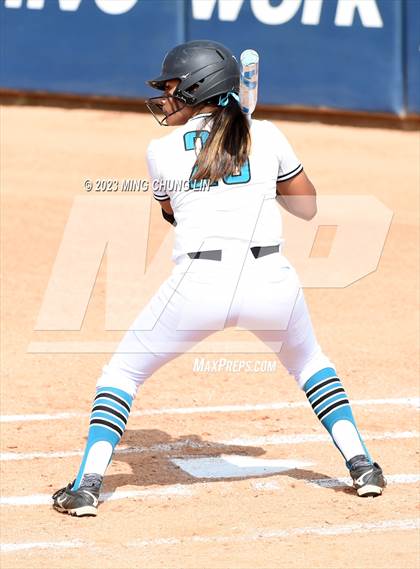 Thumbnail 1 in Santiago vs. Capistrano Valley (CIF SS D3 Final) photogallery.