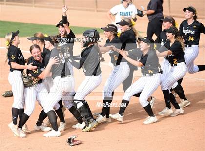 Thumbnail 2 in Santiago vs. Capistrano Valley (CIF SS D3 Final) photogallery.