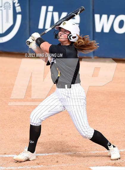 Thumbnail 2 in Santiago vs. Capistrano Valley (CIF SS D3 Final) photogallery.