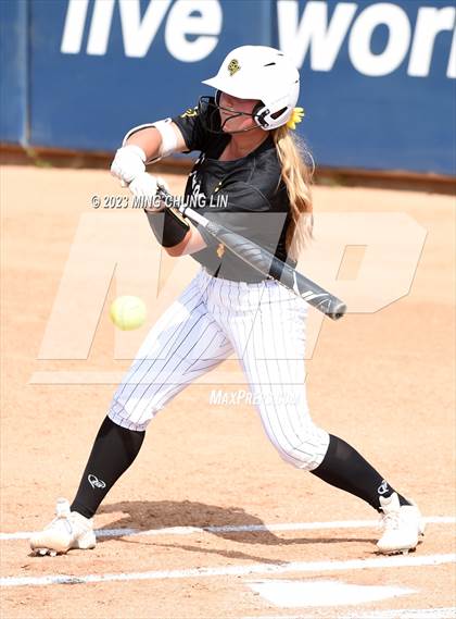 Thumbnail 1 in Santiago vs. Capistrano Valley (CIF SS D3 Final) photogallery.