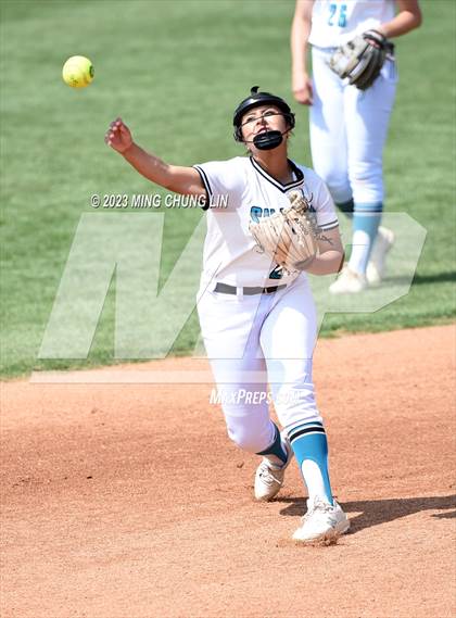 Thumbnail 3 in Santiago vs. Capistrano Valley (CIF SS D3 Final) photogallery.