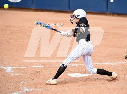 Thumbnail 3 in Santiago vs. Capistrano Valley (CIF SS D3 Final) photogallery.