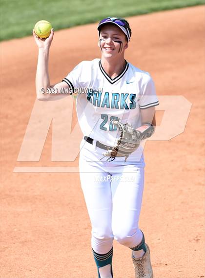 Thumbnail 3 in Santiago vs. Capistrano Valley (CIF SS D3 Final) photogallery.