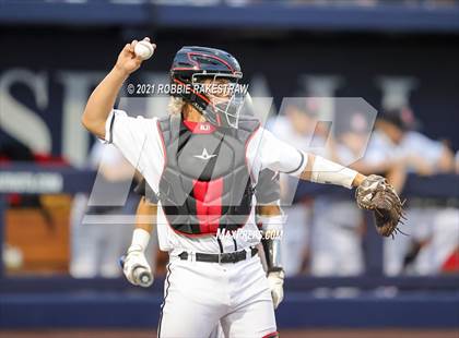Thumbnail 2 in Rockwall vs. Rockwall-Heath (UIL 6A Regional Final) photogallery.