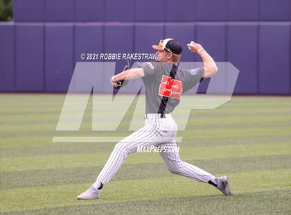 Thumbnail 3 in Rockwall vs. Rockwall-Heath (UIL 6A Regional Final) photogallery.