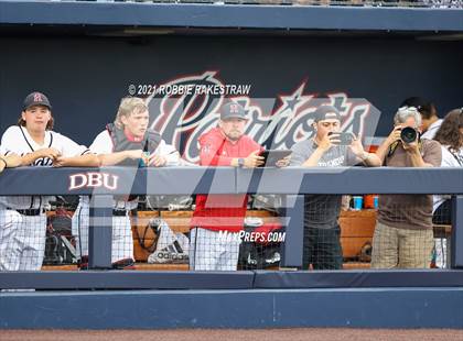 Thumbnail 3 in Rockwall vs. Rockwall-Heath (UIL 6A Regional Final) photogallery.