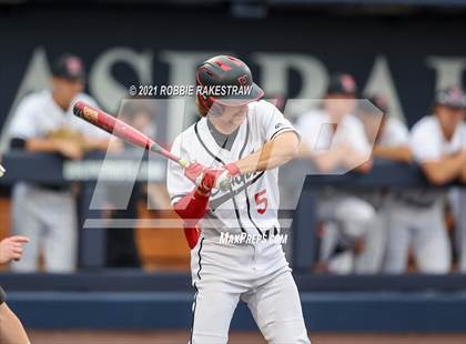 Thumbnail 3 in Rockwall vs. Rockwall-Heath (UIL 6A Regional Final) photogallery.