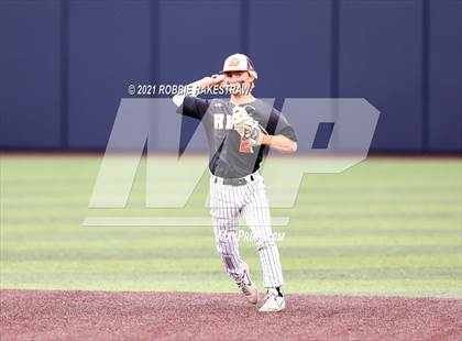 Thumbnail 2 in Rockwall vs. Rockwall-Heath (UIL 6A Regional Final) photogallery.