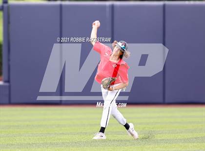 Thumbnail 1 in Rockwall vs. Rockwall-Heath (UIL 6A Regional Final) photogallery.