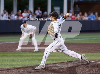 Thumbnail 3 in Rockwall vs. Rockwall-Heath (UIL 6A Regional Final) photogallery.