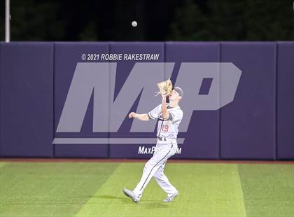Thumbnail 2 in Rockwall vs. Rockwall-Heath (UIL 6A Regional Final) photogallery.