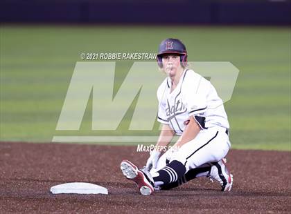 Thumbnail 2 in Rockwall vs. Rockwall-Heath (UIL 6A Regional Final) photogallery.