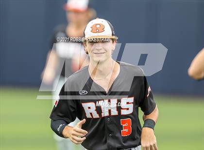 Thumbnail 1 in Rockwall vs. Rockwall-Heath (UIL 6A Regional Final) photogallery.