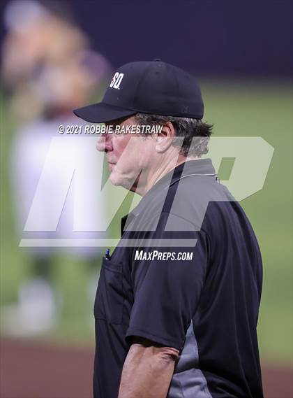 Thumbnail 2 in Rockwall vs. Rockwall-Heath (UIL 6A Regional Final) photogallery.