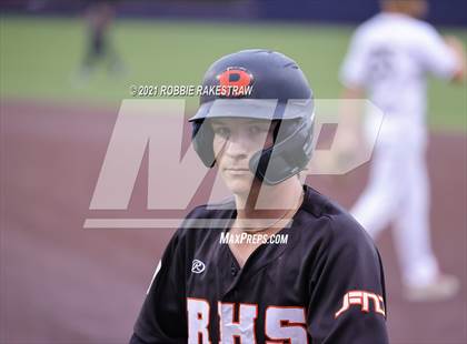 Thumbnail 3 in Rockwall vs. Rockwall-Heath (UIL 6A Regional Final) photogallery.