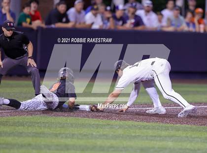 Thumbnail 2 in Rockwall vs. Rockwall-Heath (UIL 6A Regional Final) photogallery.