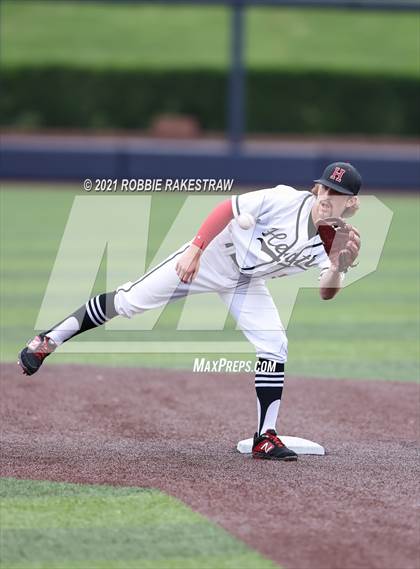 Thumbnail 2 in Rockwall vs. Rockwall-Heath (UIL 6A Regional Final) photogallery.