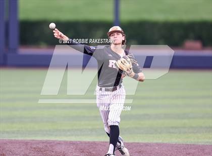 Thumbnail 2 in Rockwall vs. Rockwall-Heath (UIL 6A Regional Final) photogallery.