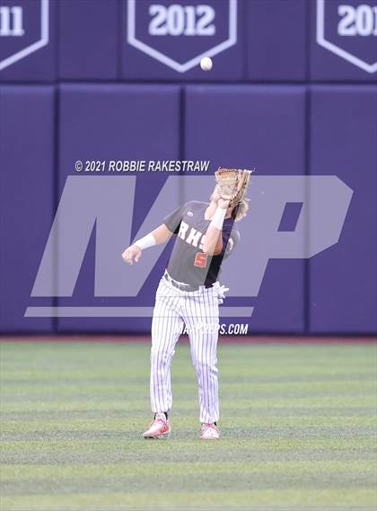 Thumbnail 1 in Rockwall vs. Rockwall-Heath (UIL 6A Regional Final) photogallery.