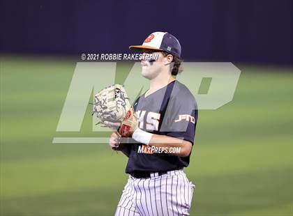Thumbnail 1 in Rockwall vs. Rockwall-Heath (UIL 6A Regional Final) photogallery.