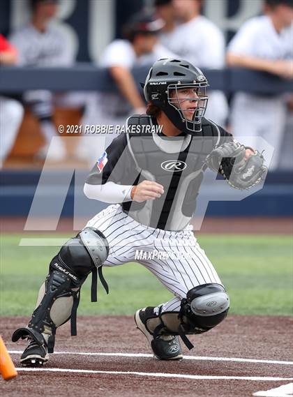 Thumbnail 2 in Rockwall vs. Rockwall-Heath (UIL 6A Regional Final) photogallery.