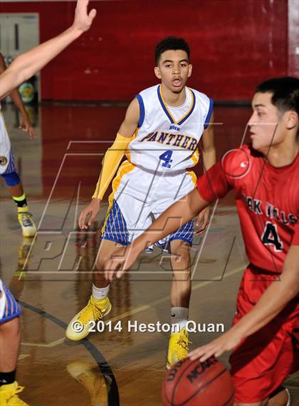 Thumbnail 2 in Benicia vs. Oak Hills (MaxPreps Holiday Classic) photogallery.