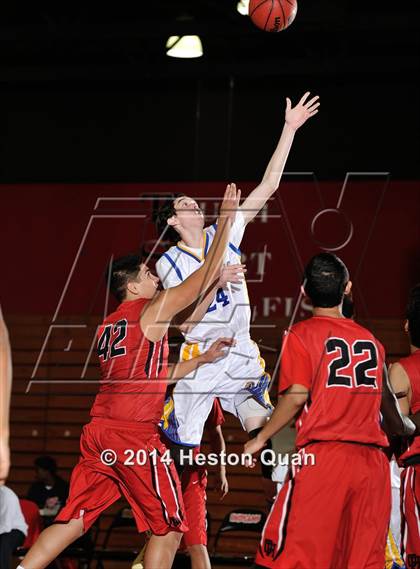 Thumbnail 2 in Benicia vs. Oak Hills (MaxPreps Holiday Classic) photogallery.