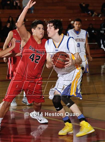Thumbnail 3 in Benicia vs. Oak Hills (MaxPreps Holiday Classic) photogallery.