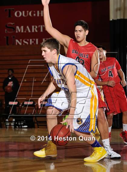 Thumbnail 1 in Benicia vs. Oak Hills (MaxPreps Holiday Classic) photogallery.