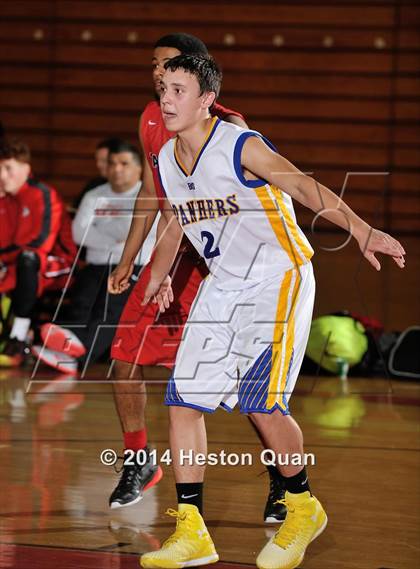 Thumbnail 3 in Benicia vs. Oak Hills (MaxPreps Holiday Classic) photogallery.